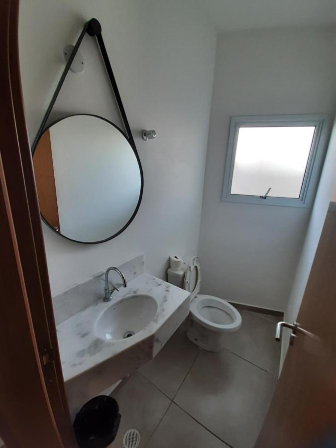 Sobrado Frente Ao Sesc, Wifi 300Mb, 2 Vagas Auto, Cozinha, Churrasqueira, Moderno E Reformado 베르치오가 외부 사진